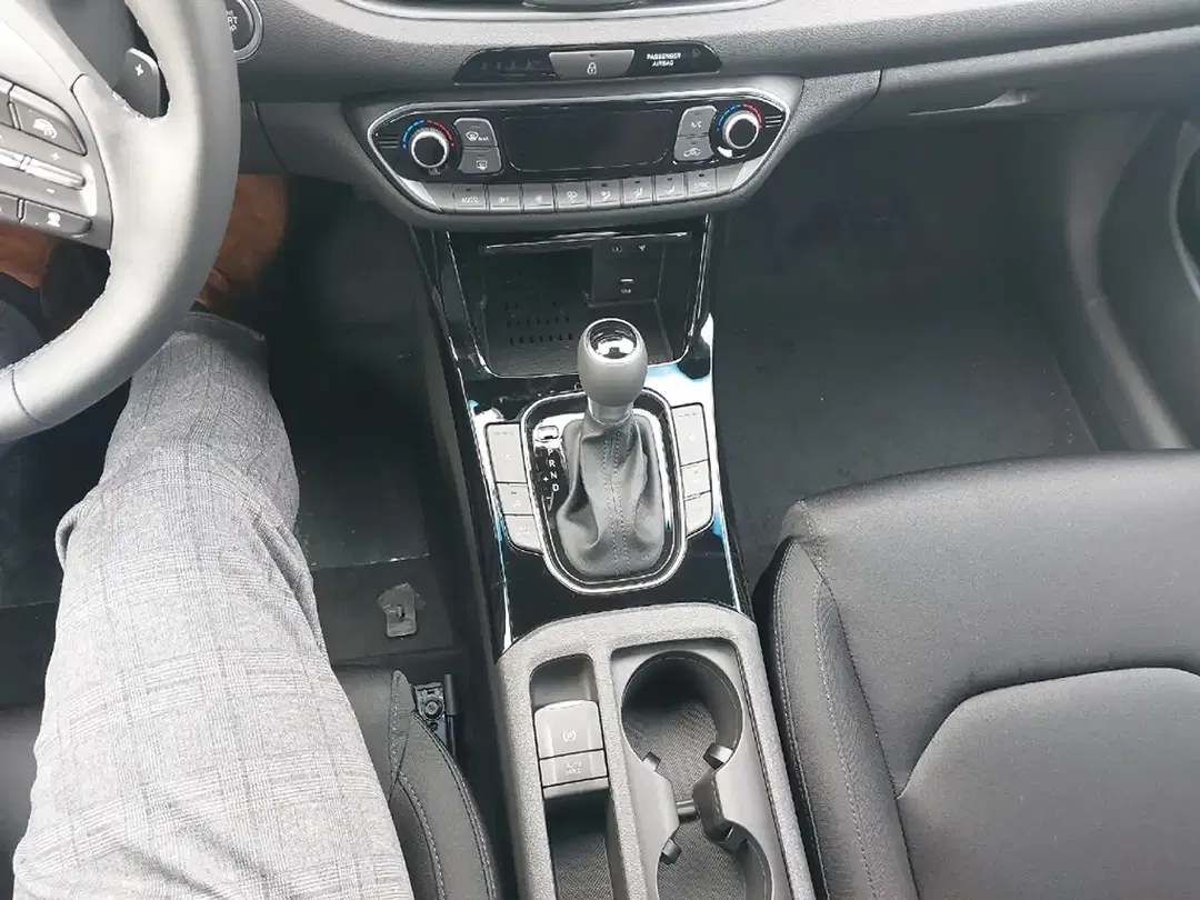 Hyundai i30 - Thumbnail 12