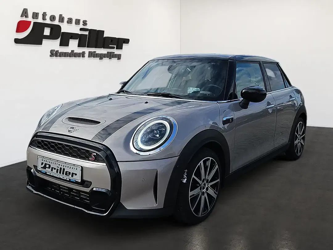 MINI Cooper S - Thumbnail 1