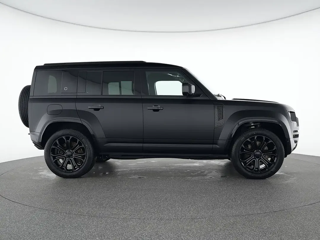 Land Rover Defender - Thumbnail 12