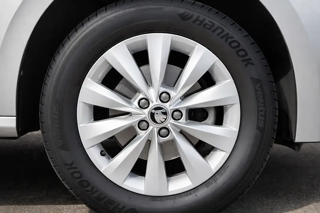 Skoda Kamiq - Thumbnail 8