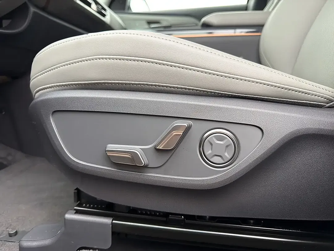 Kia EV5 - Thumbnail 6