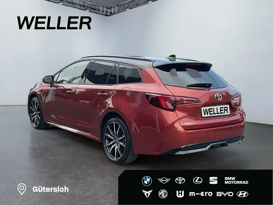 Toyota Corolla - Thumbnail 6