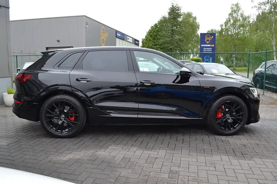 Audi Q8 e-tron - Thumbnail 7