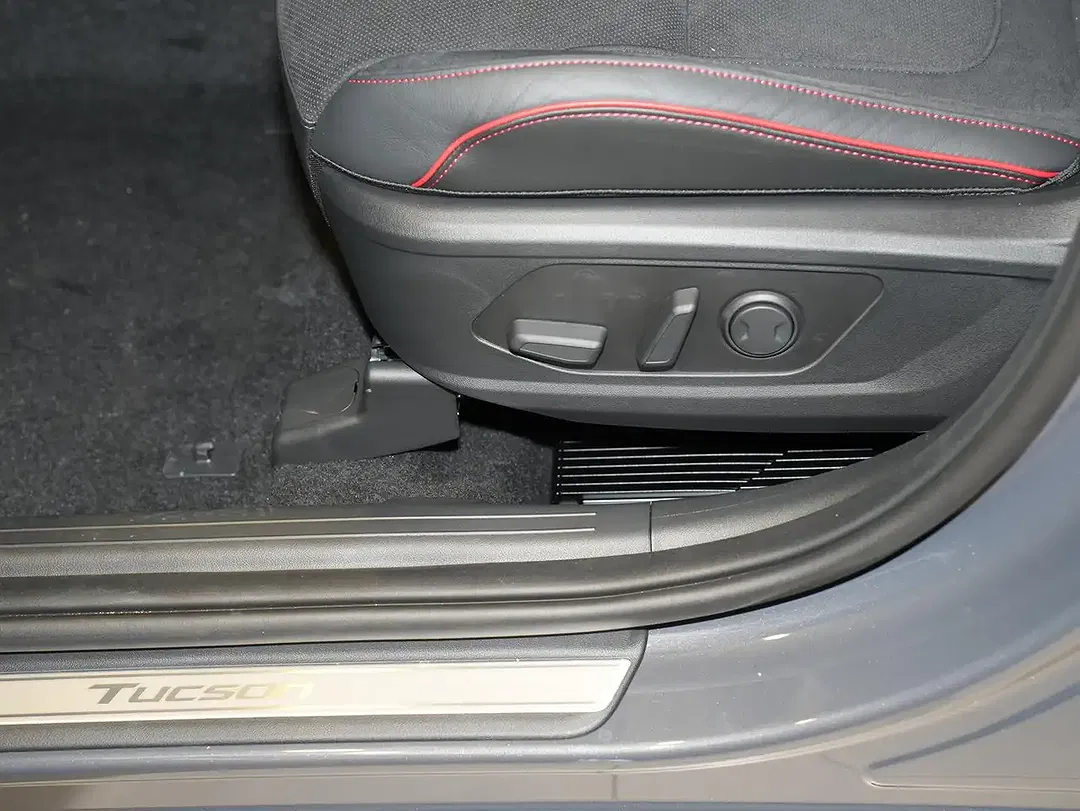 Hyundai TUCSON - Thumbnail 5
