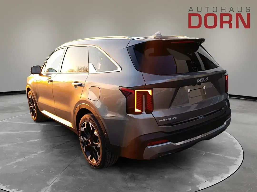 Kia Sorento - Thumbnail 2
