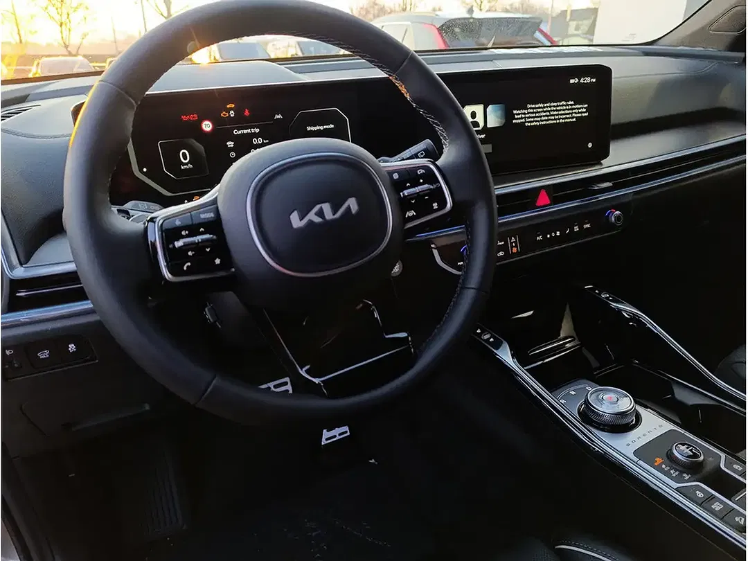 Kia Sorento - Thumbnail 6