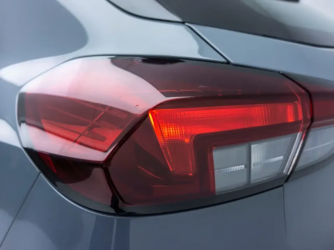 Opel Corsa - Thumbnail 10
