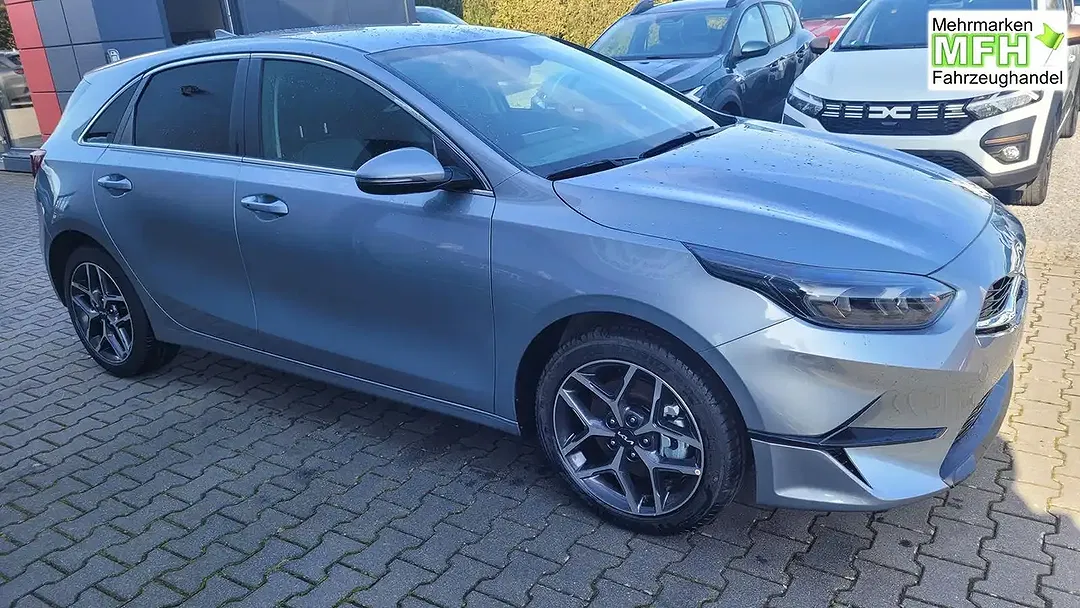 Kia Ceed / cee'd - Thumbnail 3