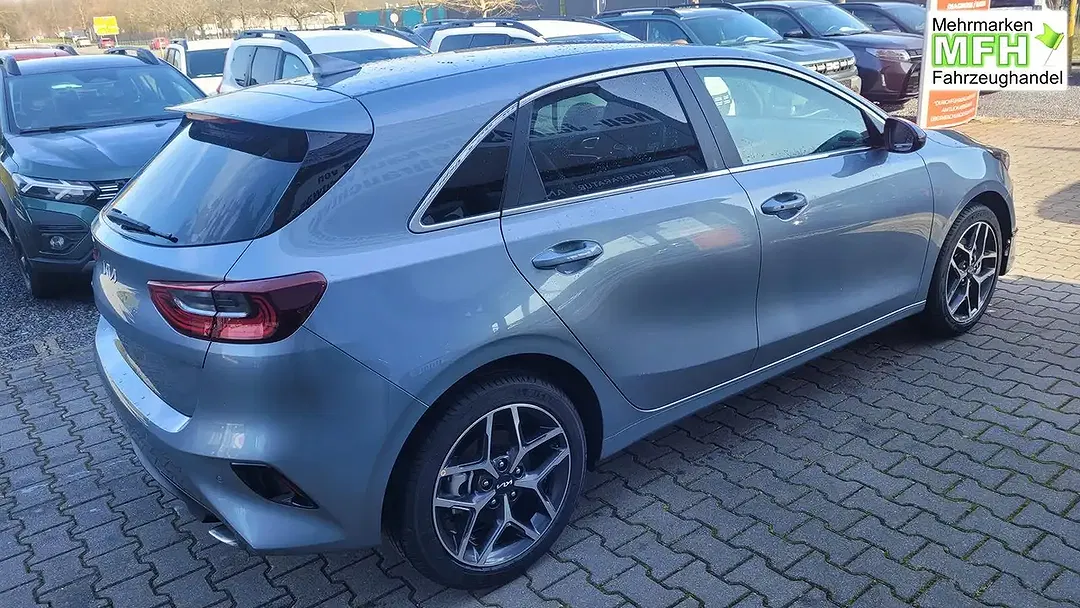 Kia Ceed / cee'd - Thumbnail 4