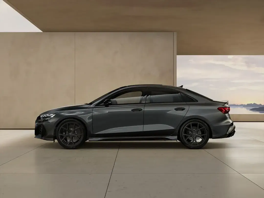 Audi RS3 - Thumbnail 3