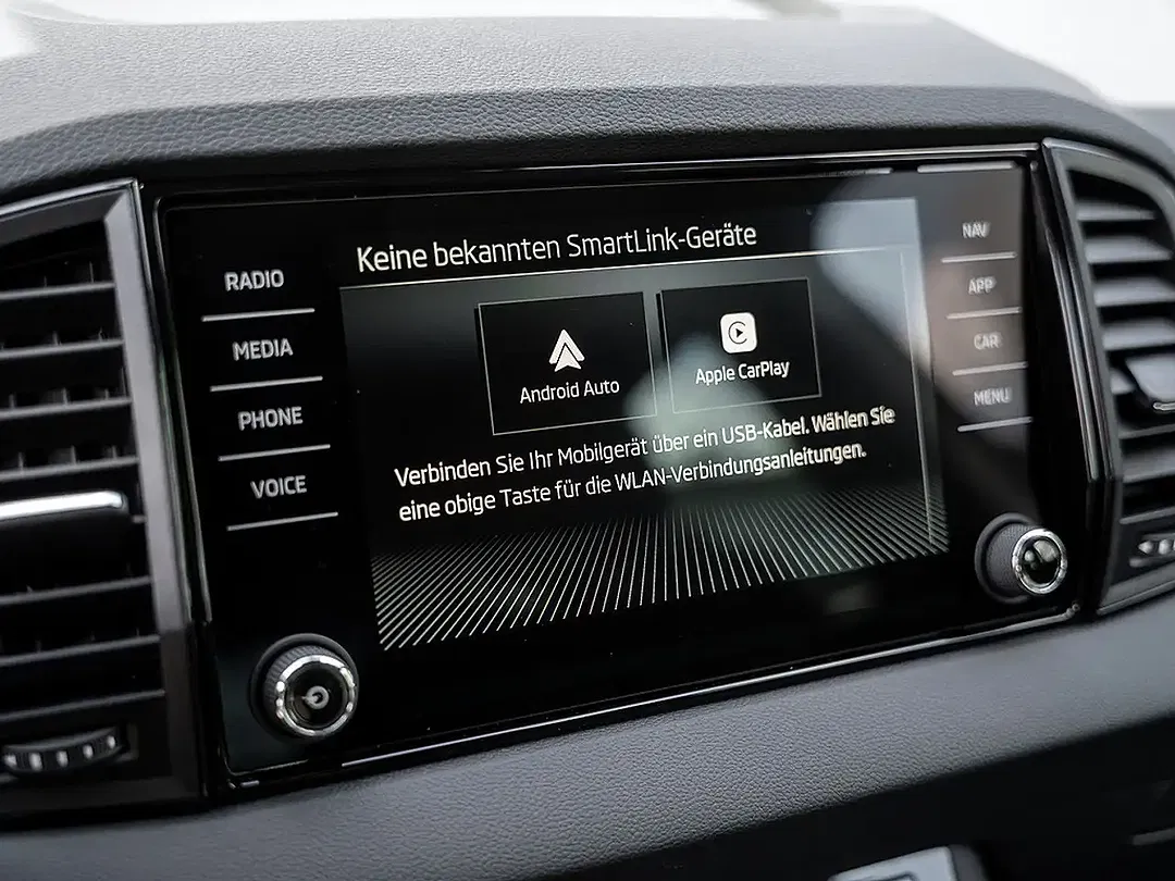 Skoda Karoq - Thumbnail 7