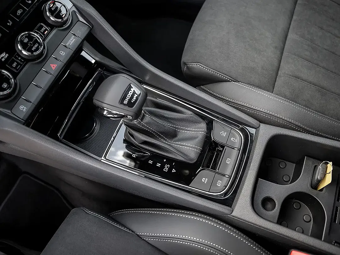 Skoda Karoq - Thumbnail 9