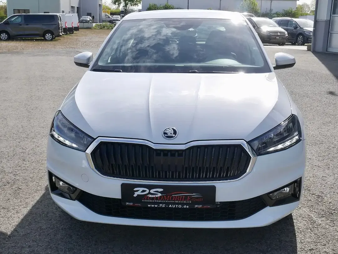 Skoda Fabia - Thumbnail 2