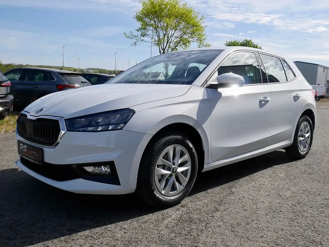Skoda Fabia - Thumbnail 3