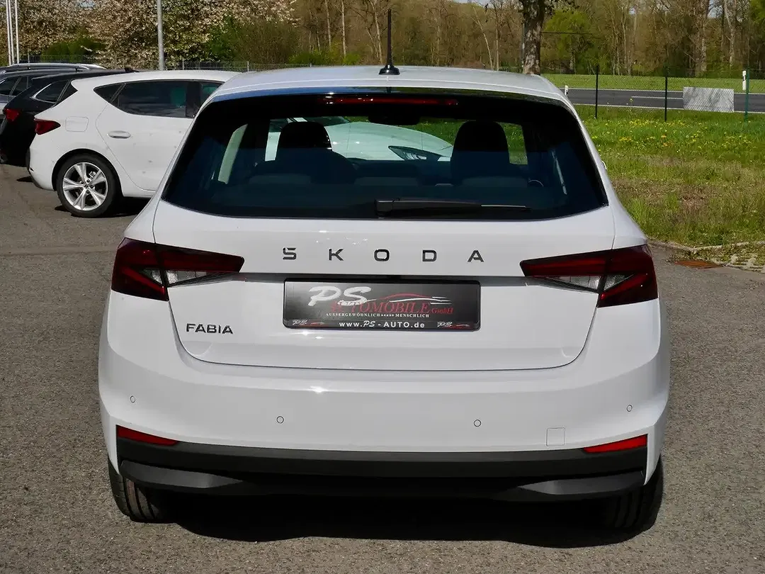 Skoda Fabia - Thumbnail 6
