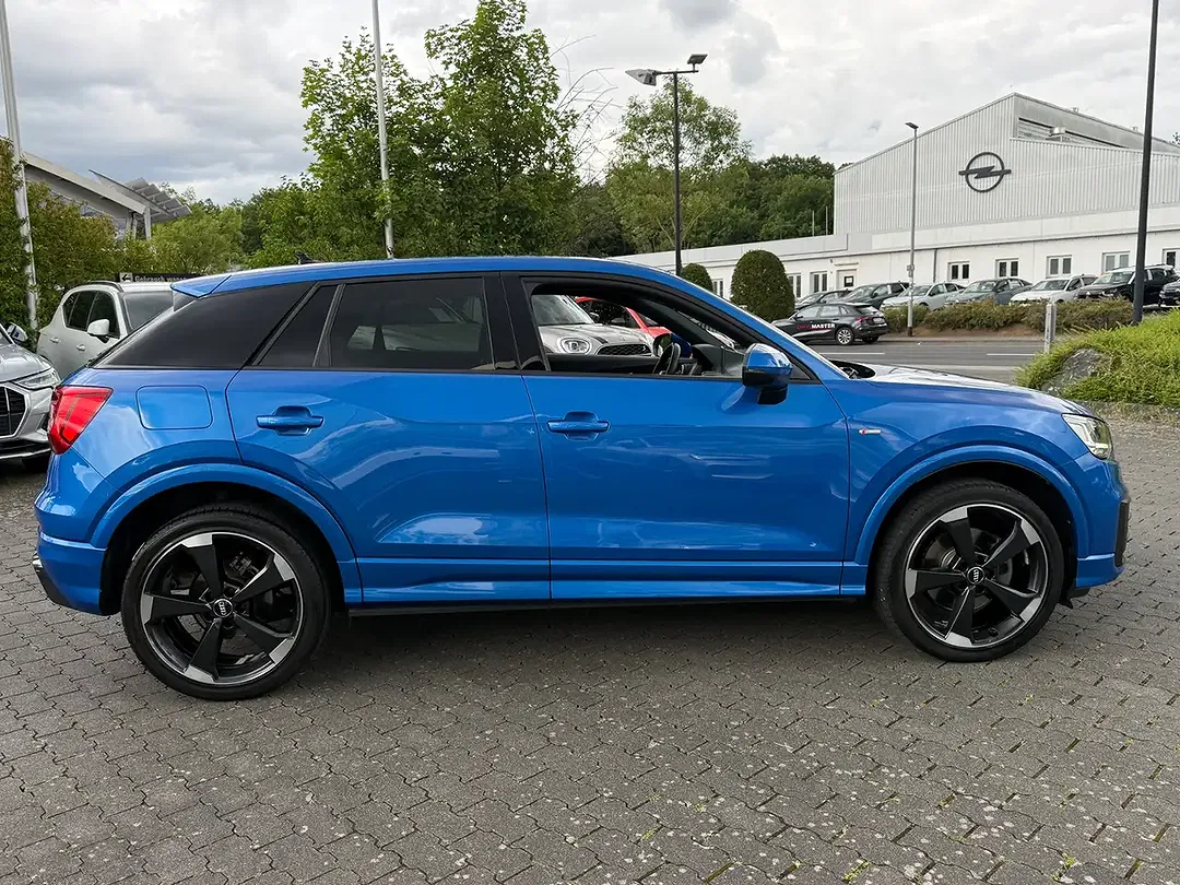 Audi Q2 - Thumbnail 10