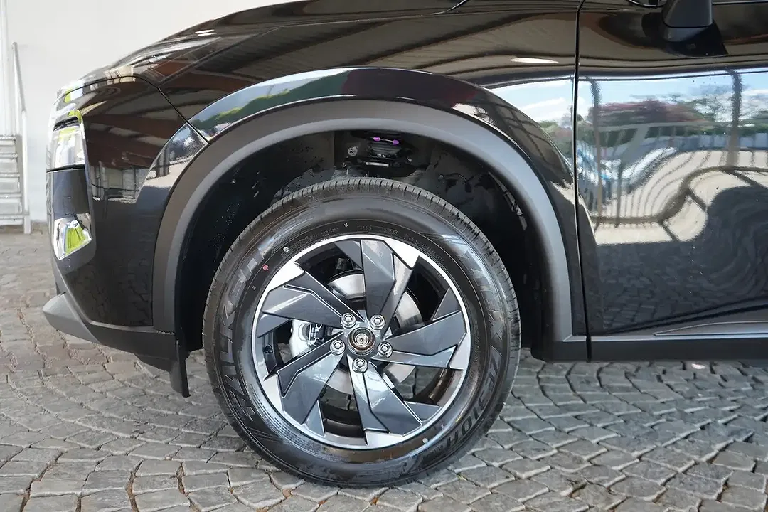 Nissan X-Trail - Thumbnail 9