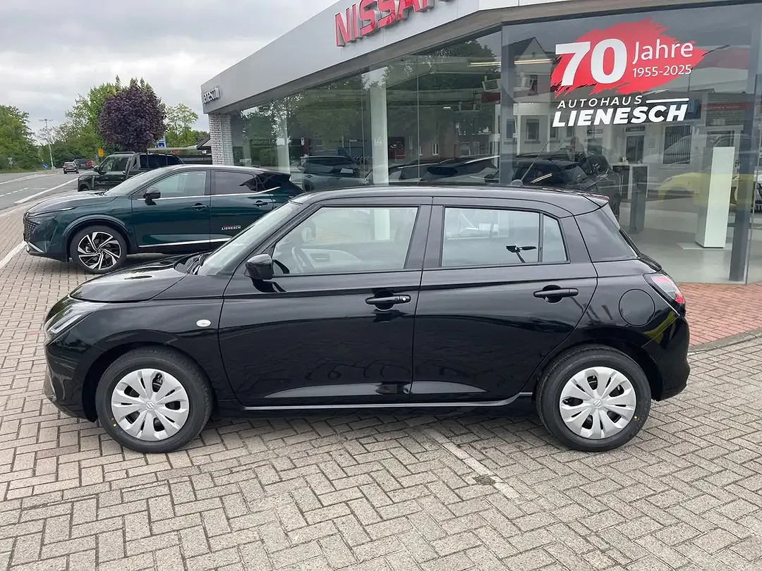 Suzuki Swift - Thumbnail 3