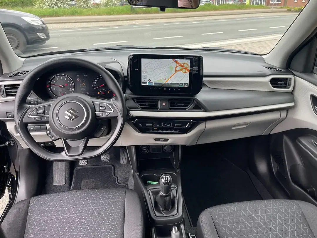 Suzuki Swift - Thumbnail 6