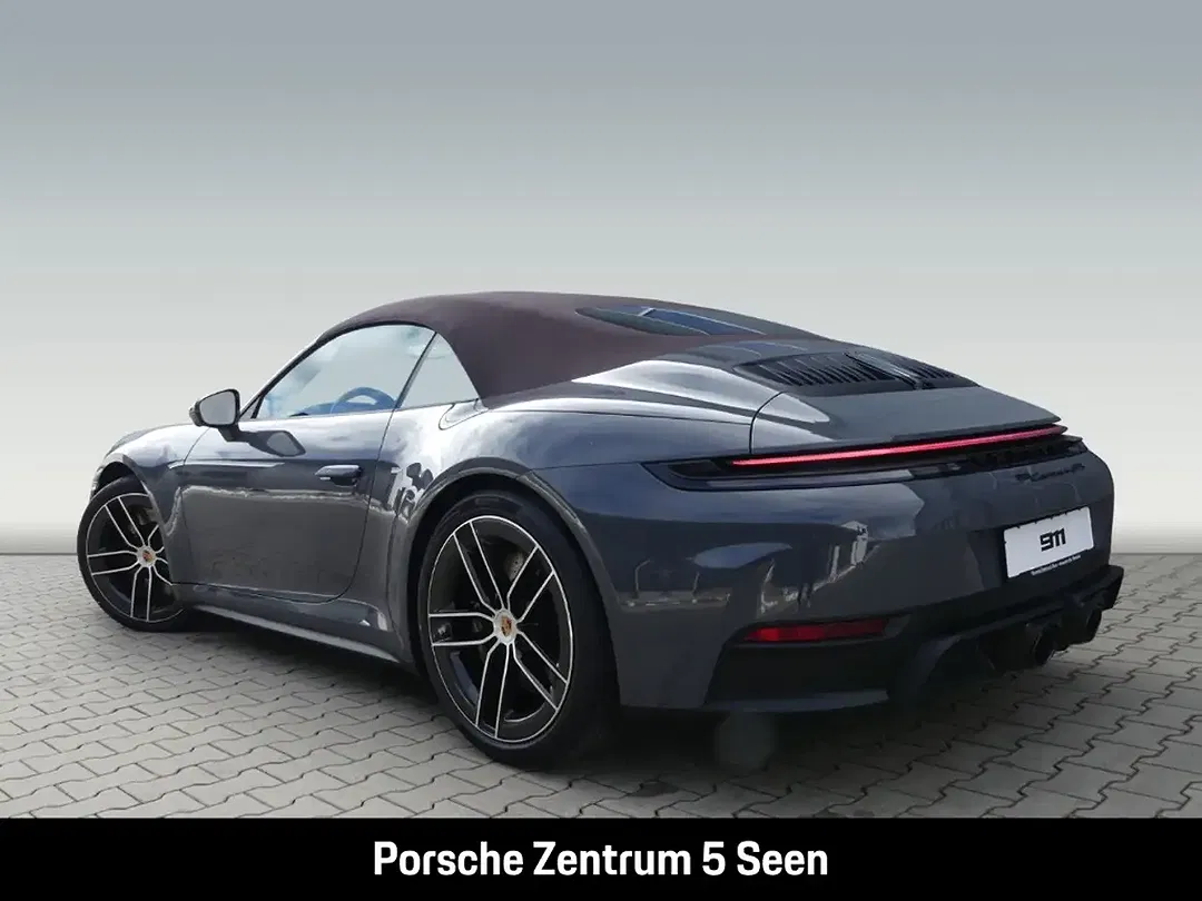 Porsche 992 - Thumbnail 4