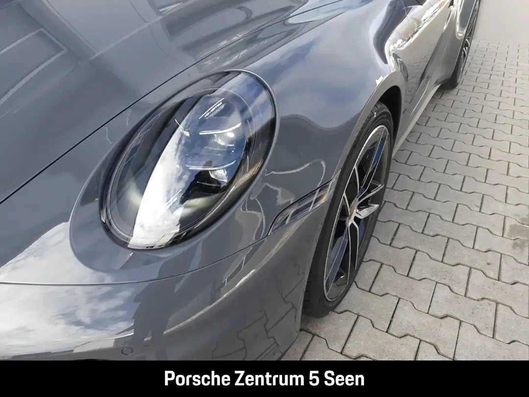 Porsche 992 - Thumbnail 8
