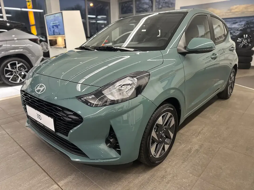 Hyundai i10 - Thumbnail 1