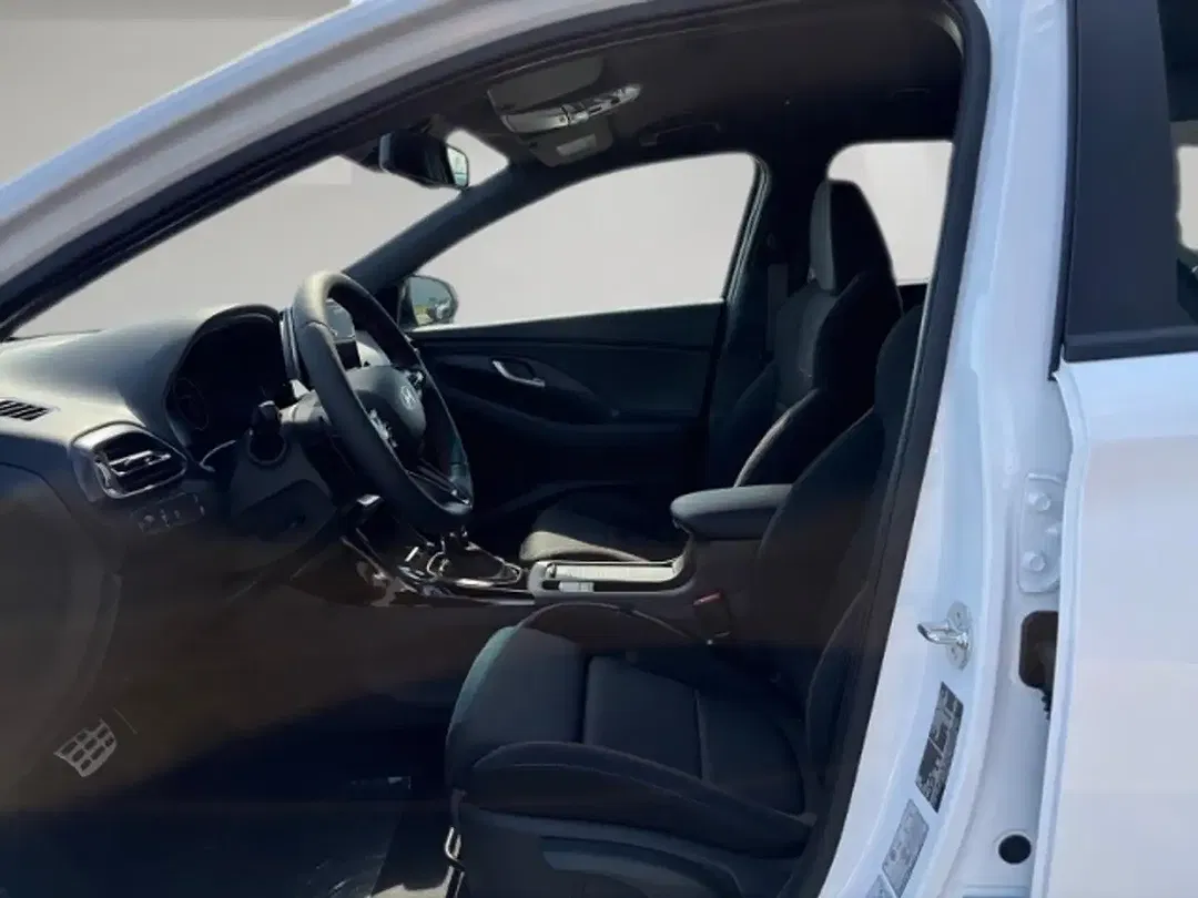 Hyundai i30 - Thumbnail 6