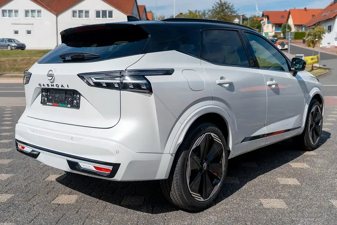 Nissan Qashqai - Thumbnail 3