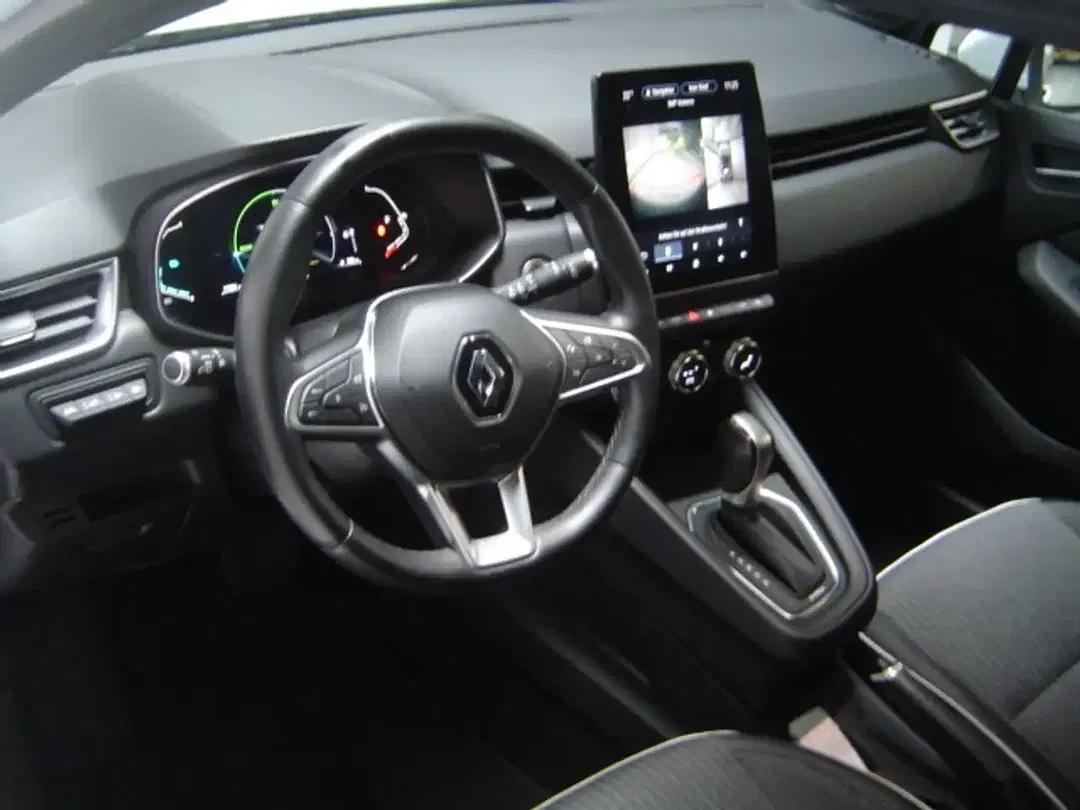 Renault Clio - Thumbnail 11