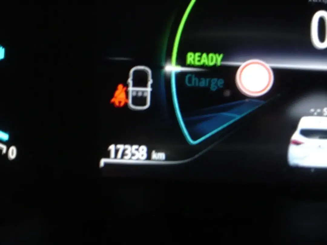 Renault Clio - Thumbnail 7