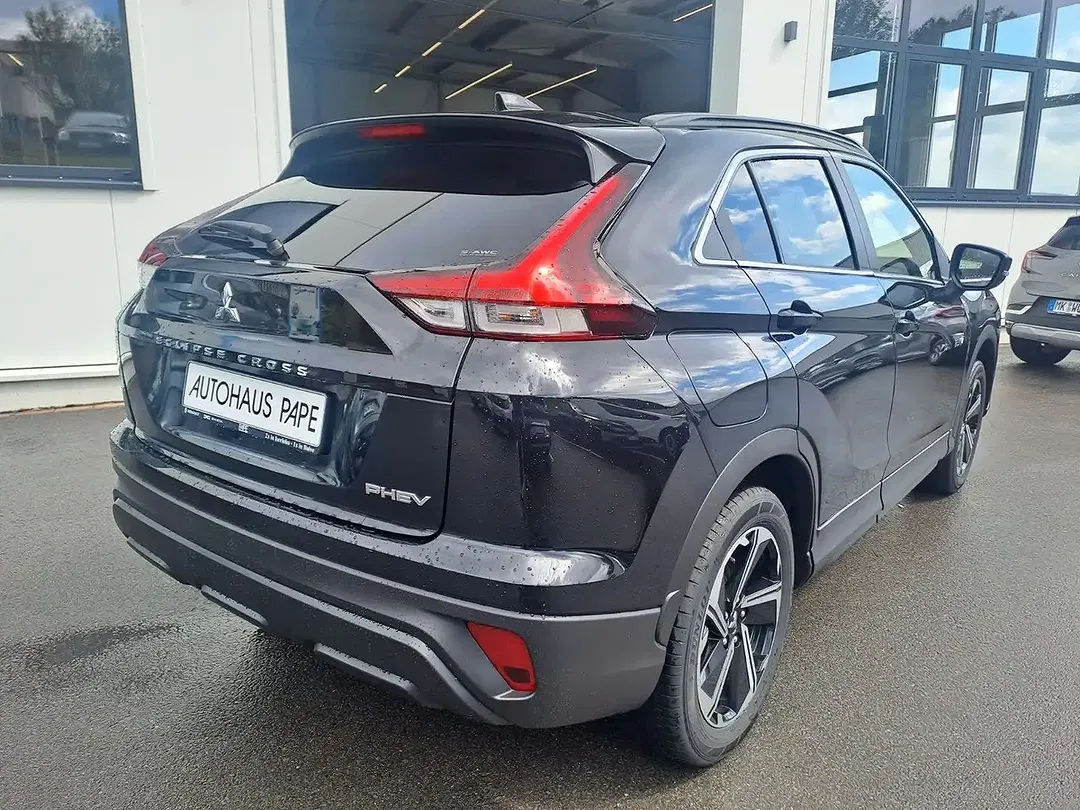 Mitsubishi Eclipse Cross - Thumbnail 5