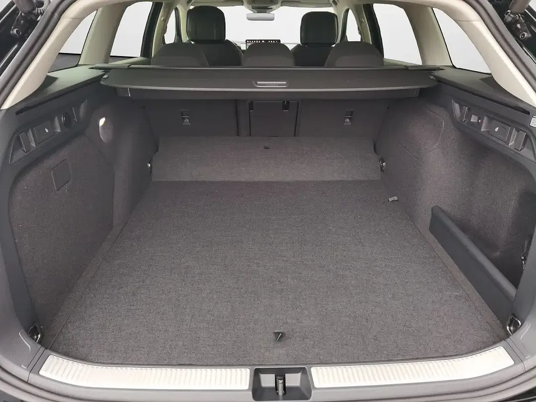 Skoda Superb - Thumbnail 12