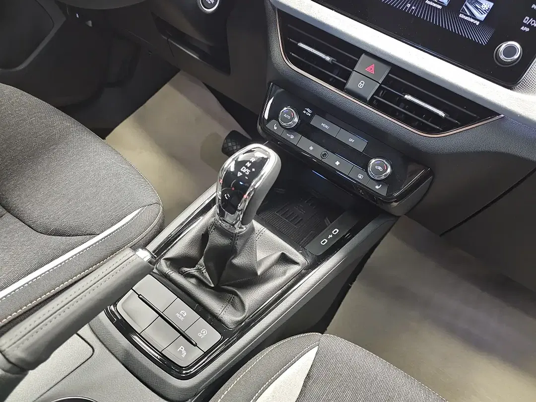 Skoda Kamiq - Thumbnail 10
