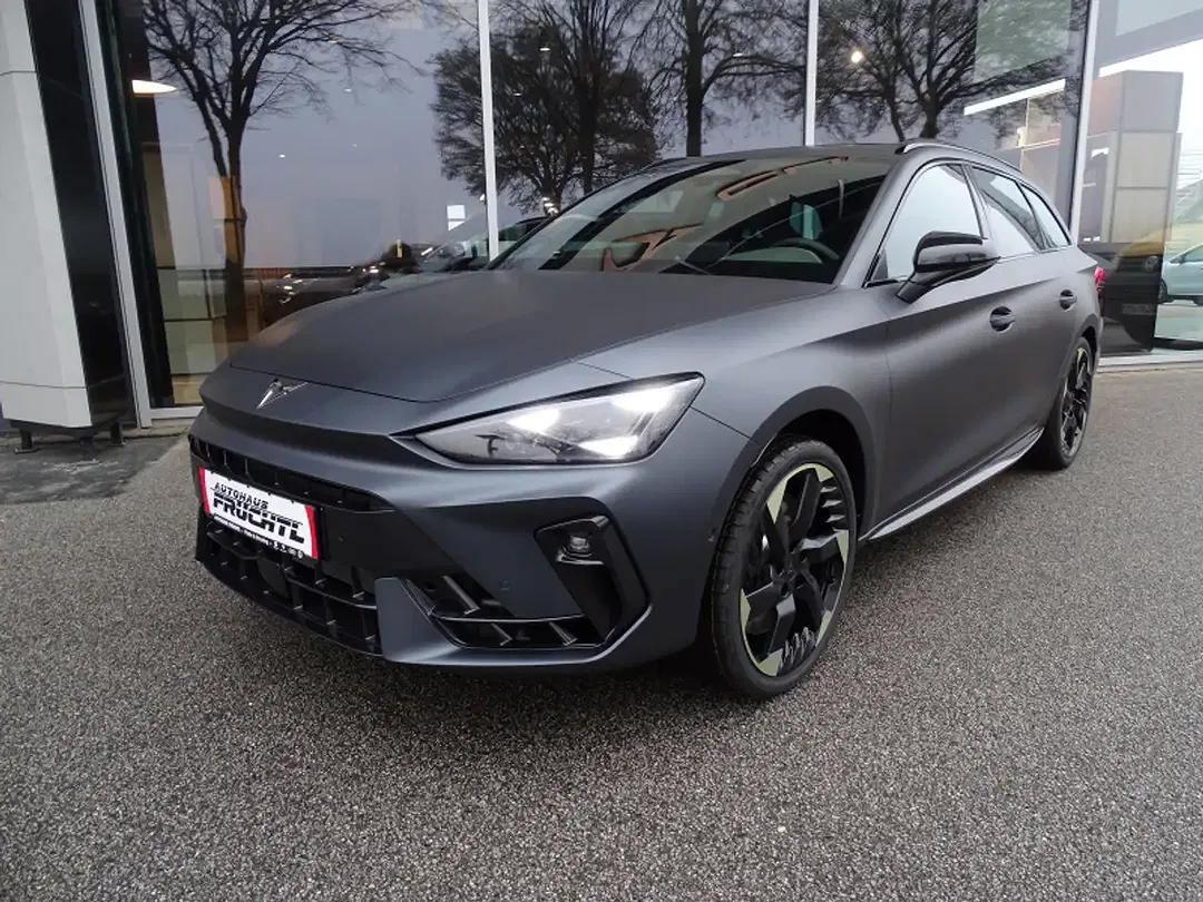 CUPRA Leon - Thumbnail 2