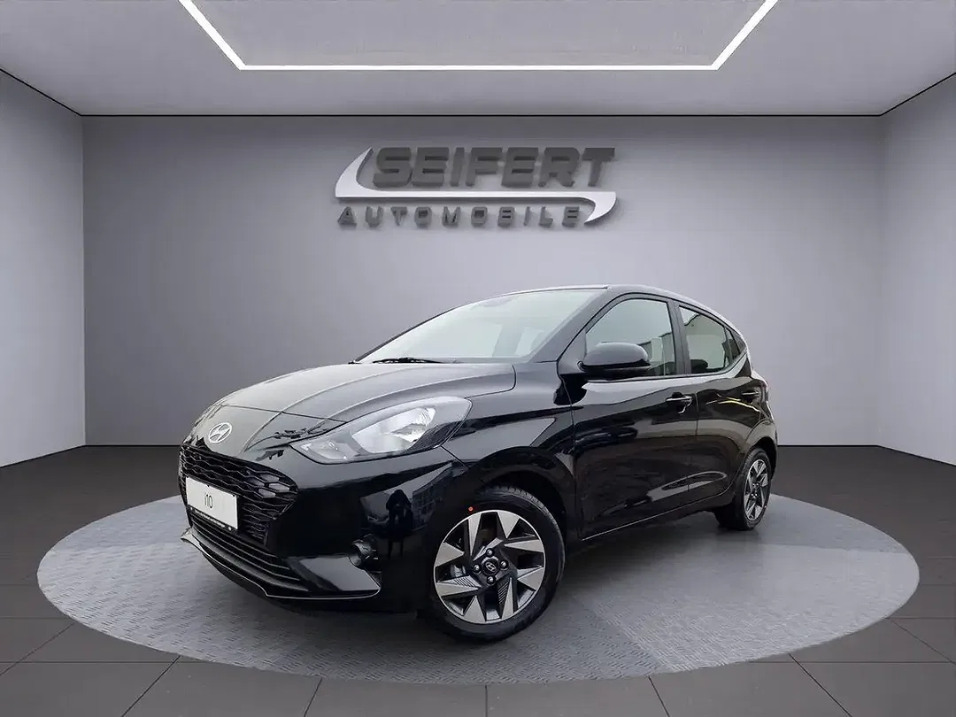 Hyundai i10 - Thumbnail 1