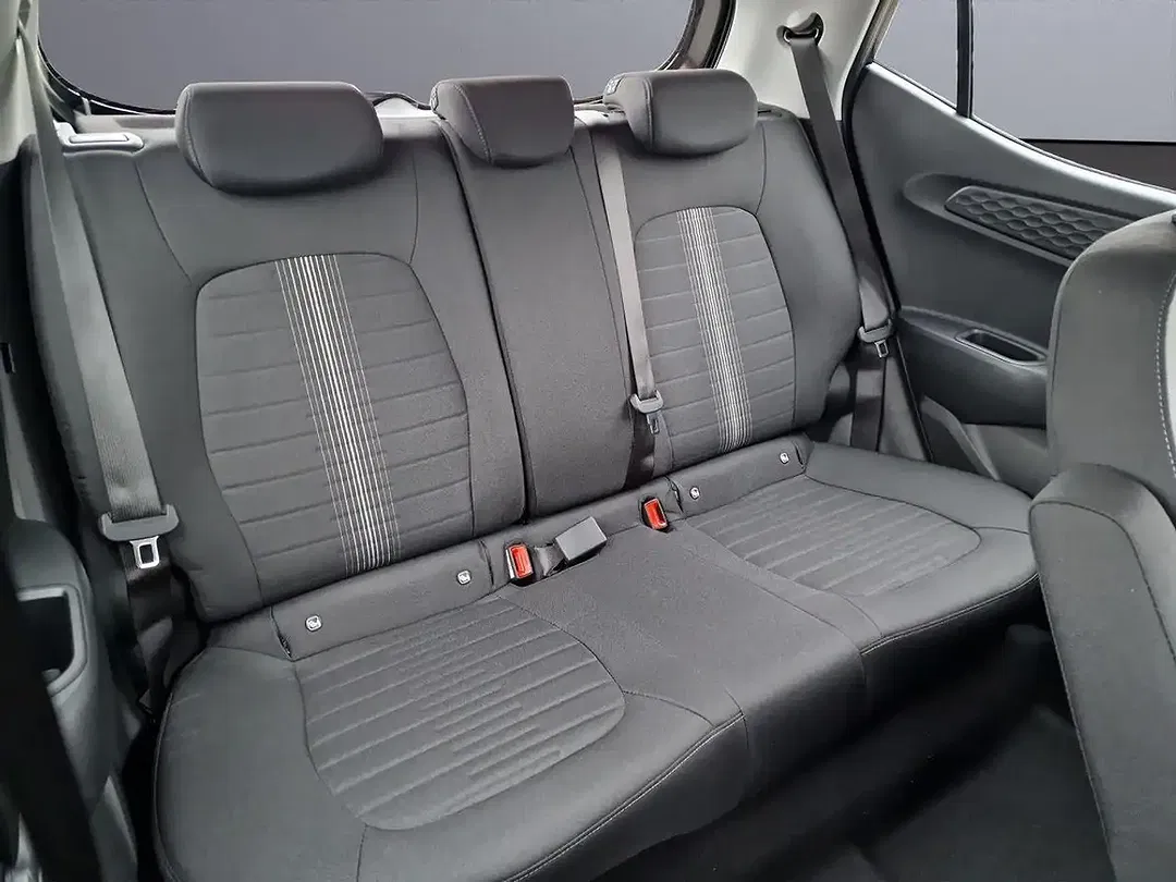Hyundai i10 - Thumbnail 14