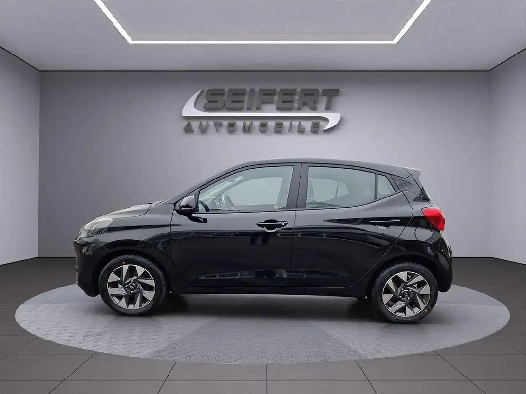 Hyundai i10 - Thumbnail 2