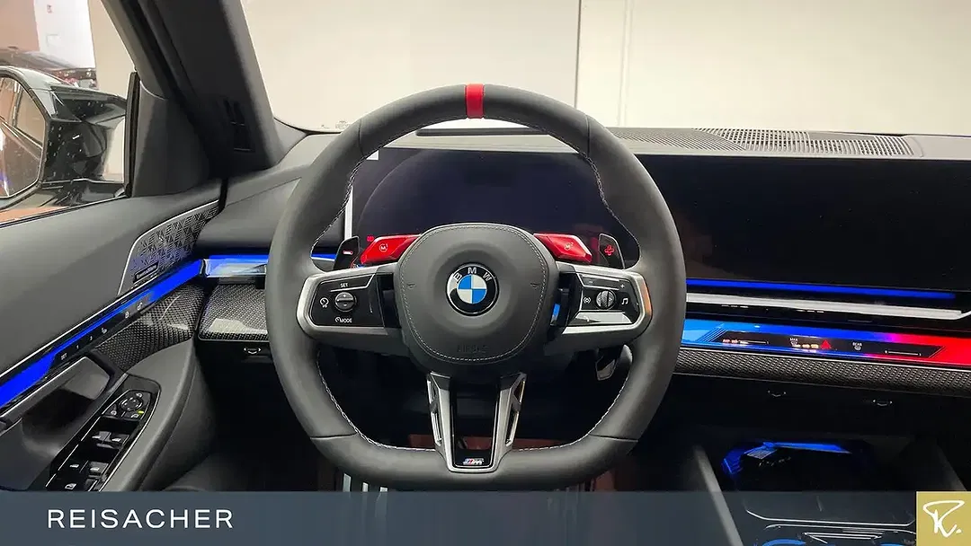 BMW M5 - Thumbnail 5