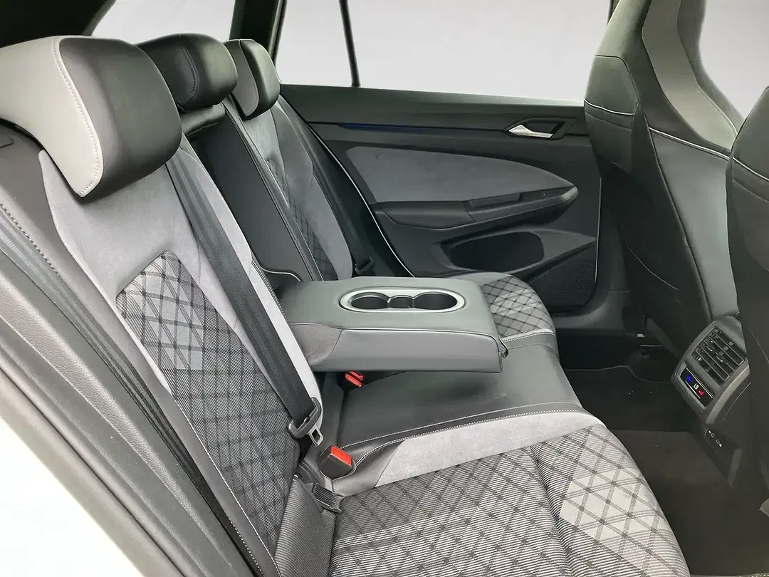 Volkswagen Golf Variant - Thumbnail 9