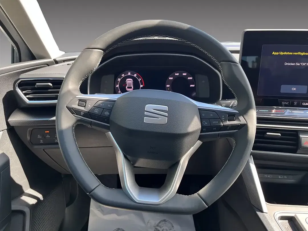 SEAT Leon - Thumbnail 10