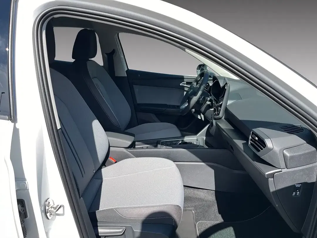 SEAT Leon - Thumbnail 8