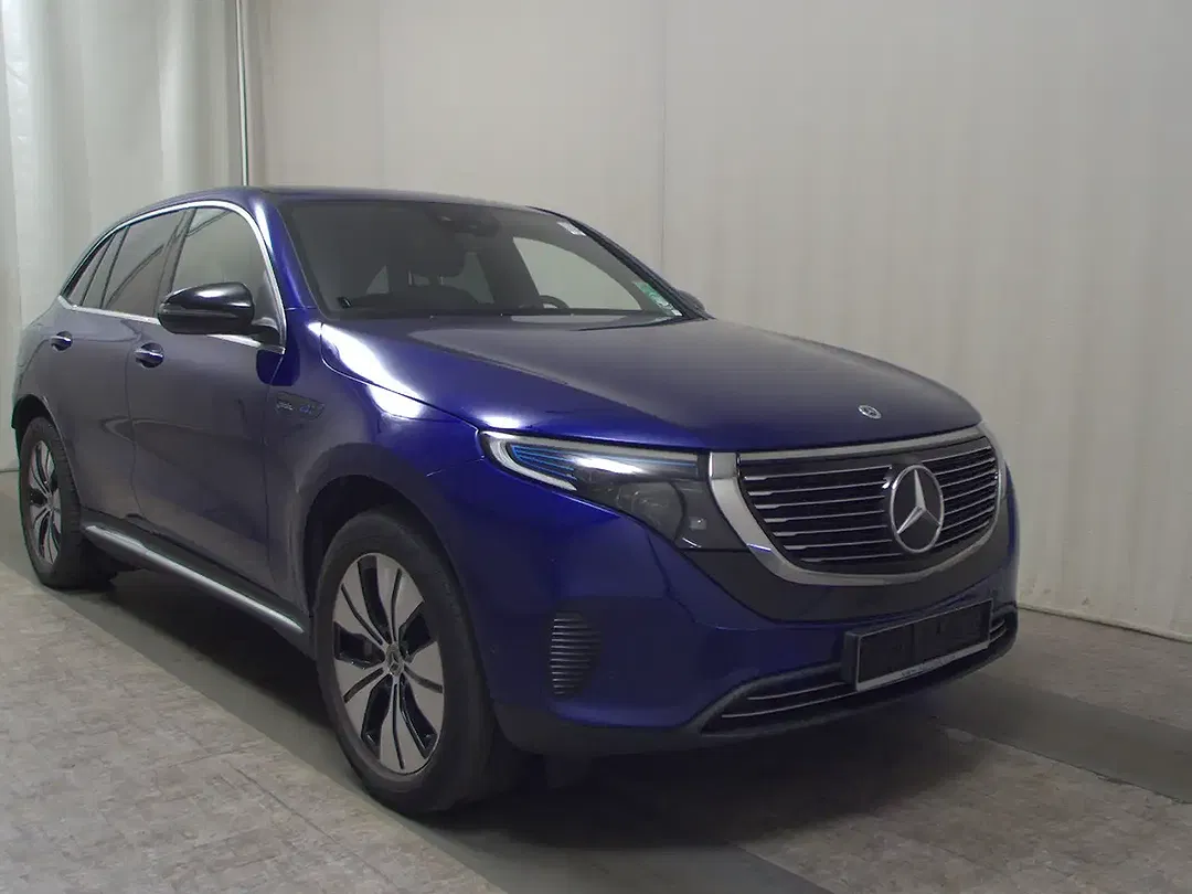 Mercedes-Benz EQC 400 - Thumbnail 3