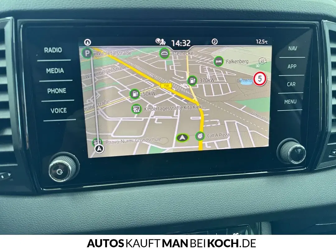 Skoda Karoq - Thumbnail 11