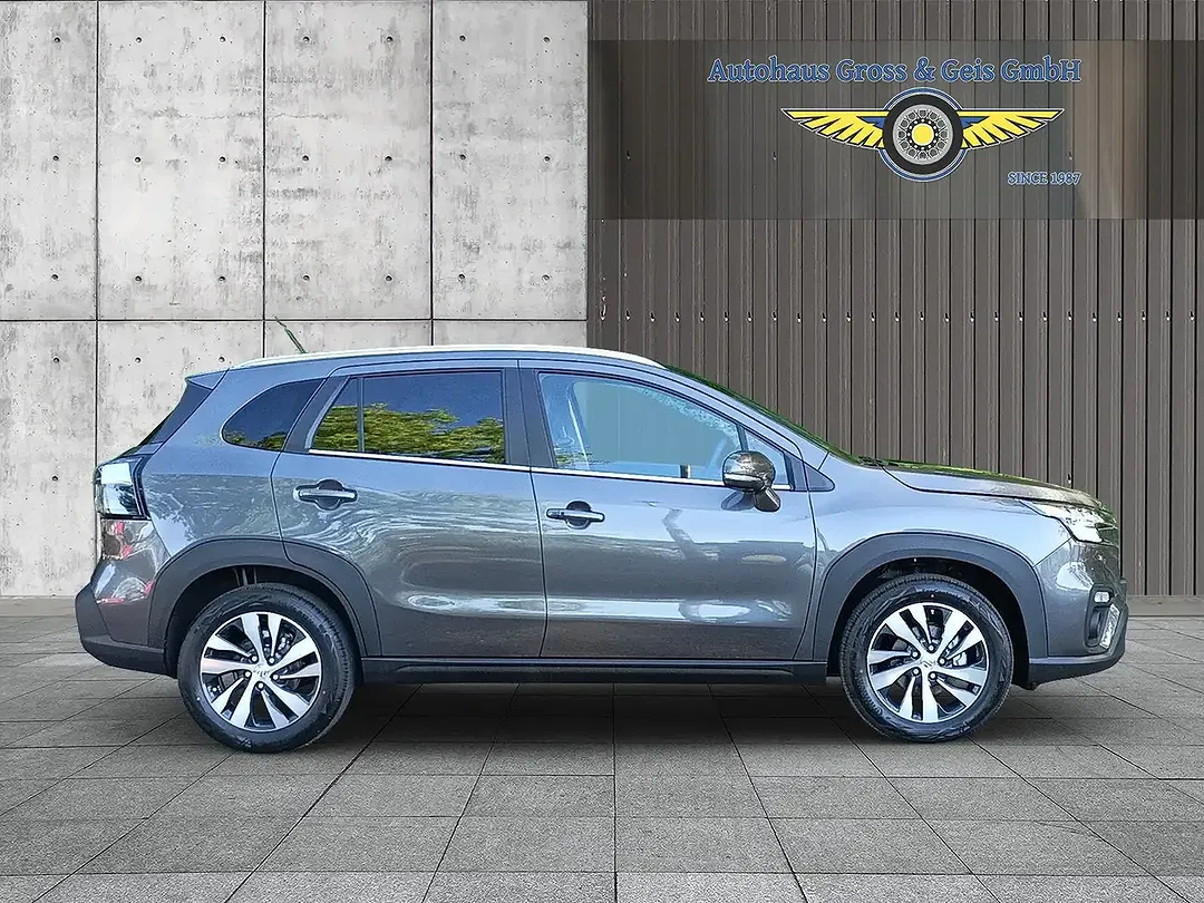 Suzuki S-Cross - Thumbnail 5