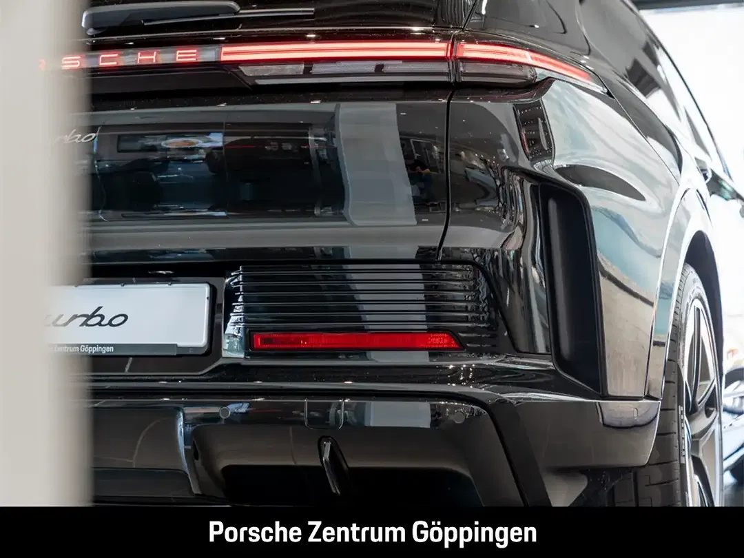 Porsche Cayenne - Thumbnail 14