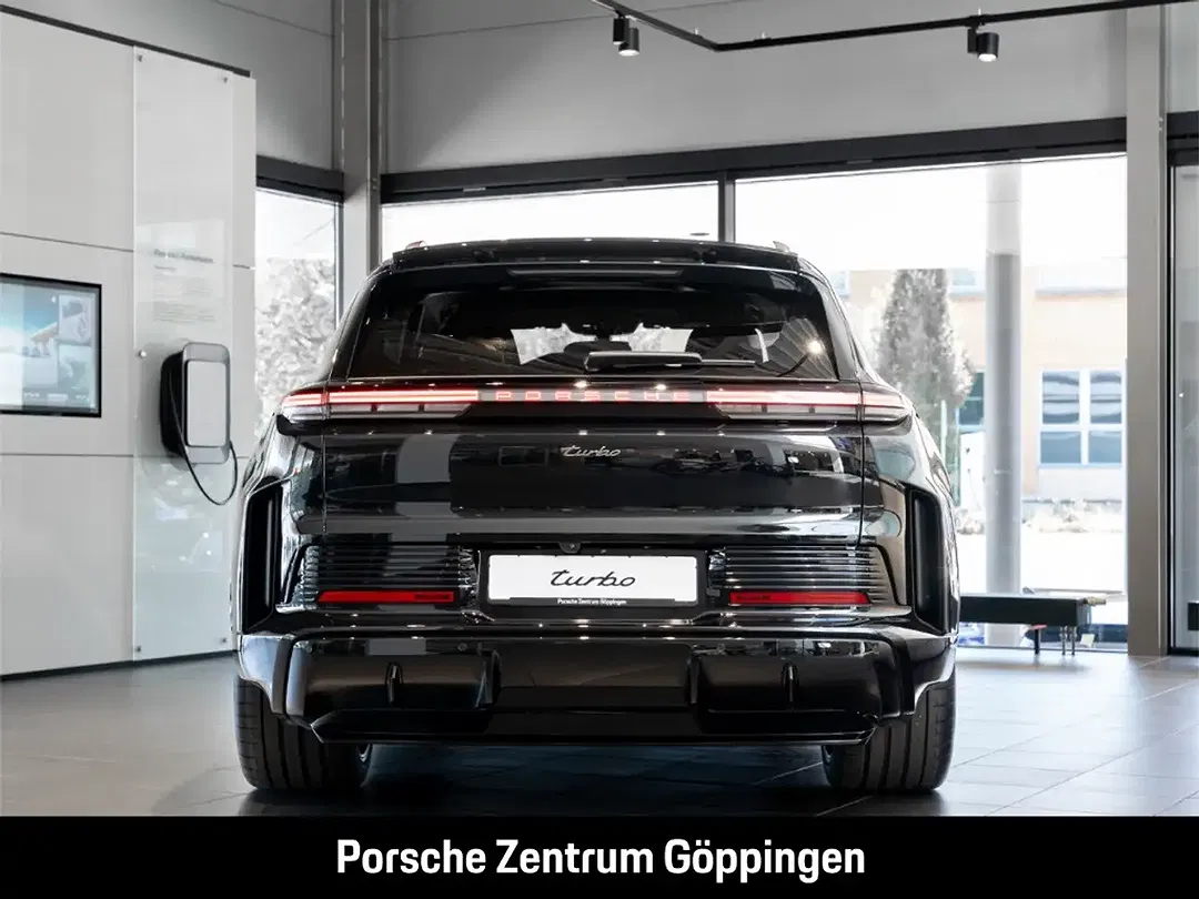 Porsche Cayenne - Thumbnail 6