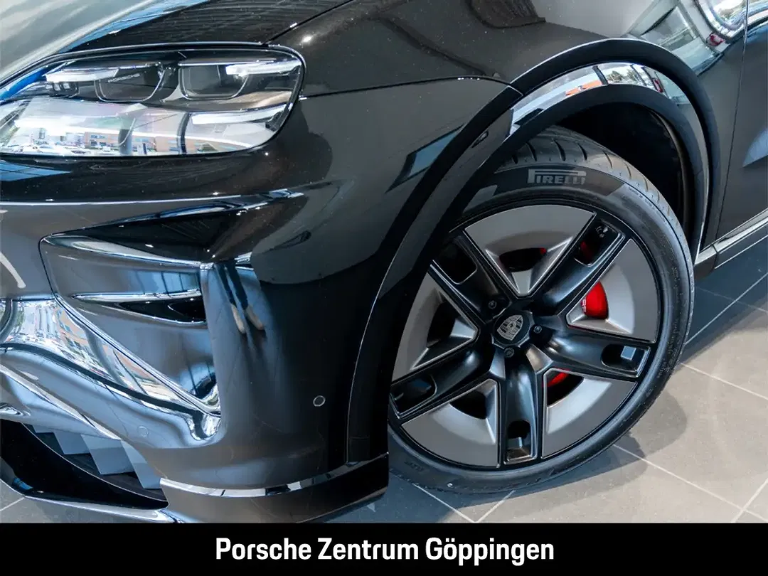 Porsche Cayenne - Thumbnail 9