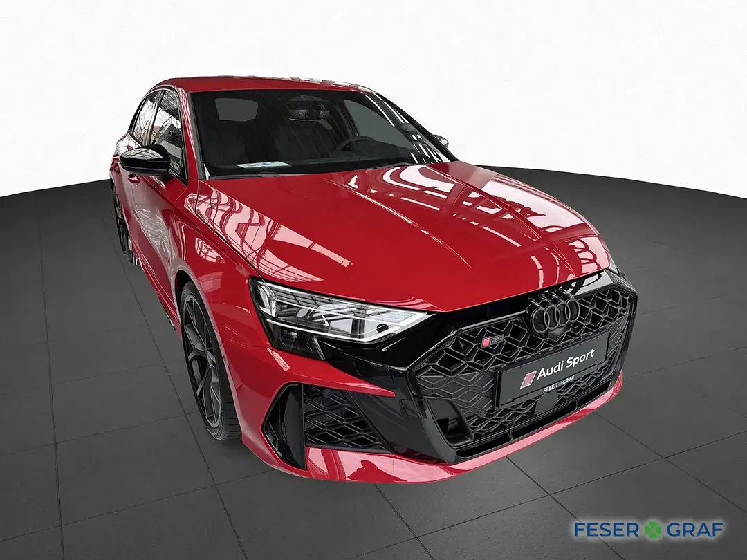 Audi RS3 - Thumbnail 3