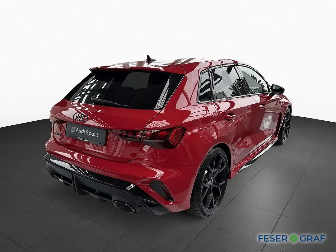 Audi RS3 - Thumbnail 4