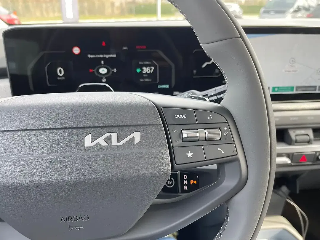 Kia EV3 - Thumbnail 7